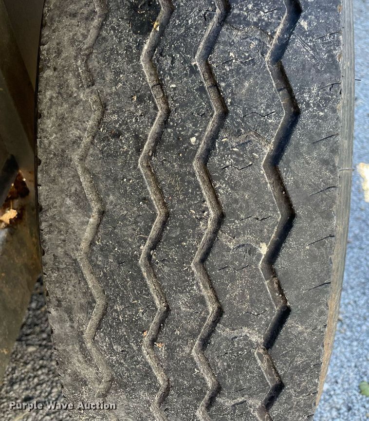 image for item NA9703 2021 Big Bend  livestock trailer