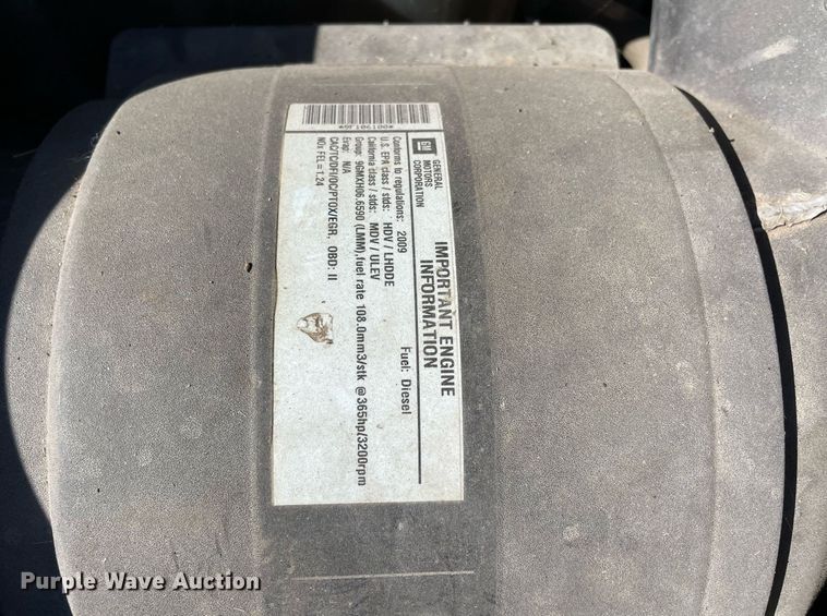 image for item NA9704 2009 Chevrolet Silverado 3500HD  Crew Cab flatbed pickup truck