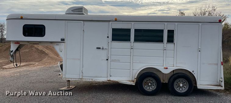 image for item NA9724 2009 Wilson  livestock trailer