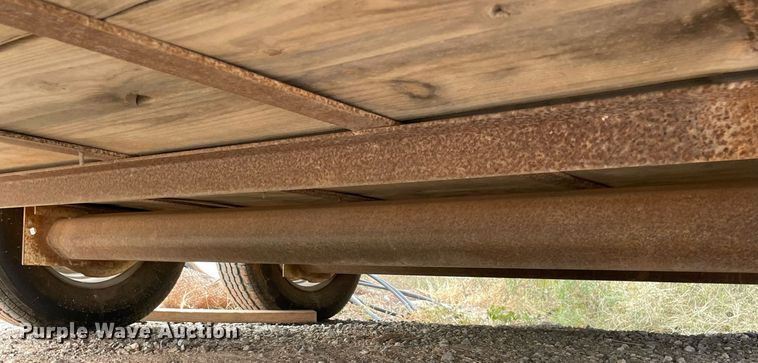 image for item NA9724 2009 Wilson  livestock trailer