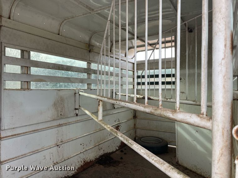 image for item NA9724 2009 Wilson  livestock trailer