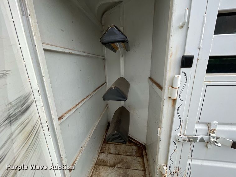 image for item NA9724 2009 Wilson  livestock trailer