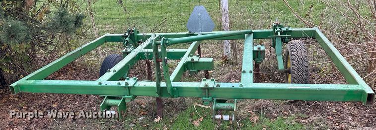 image for item NL9077 John Deere E1800  chisel