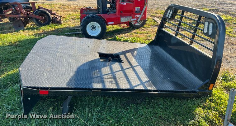 image for item NM9004 CM Truck Beds  flat bed