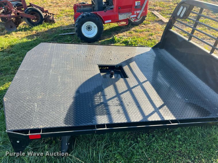 image for item NM9004 CM Truck Beds  flat bed