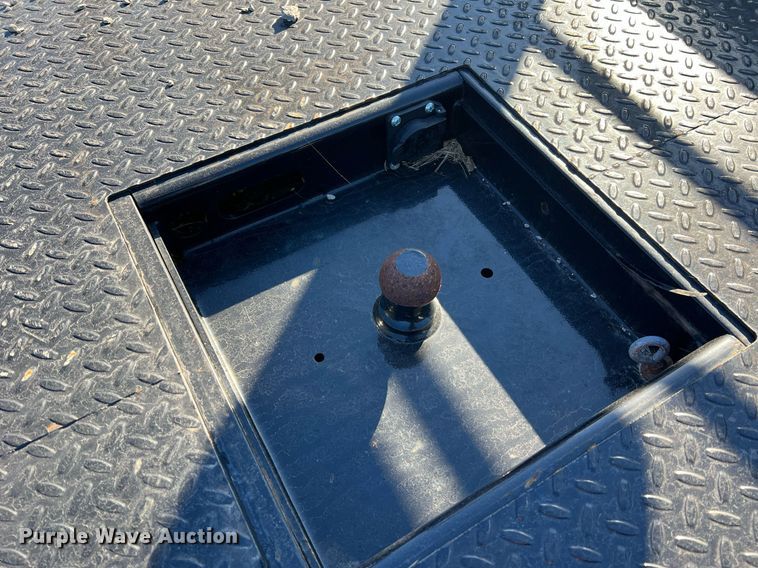 image for item NM9004 CM Truck Beds  flat bed