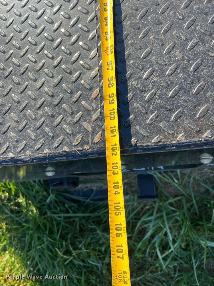 image for item NM9004 CM Truck Beds  flat bed