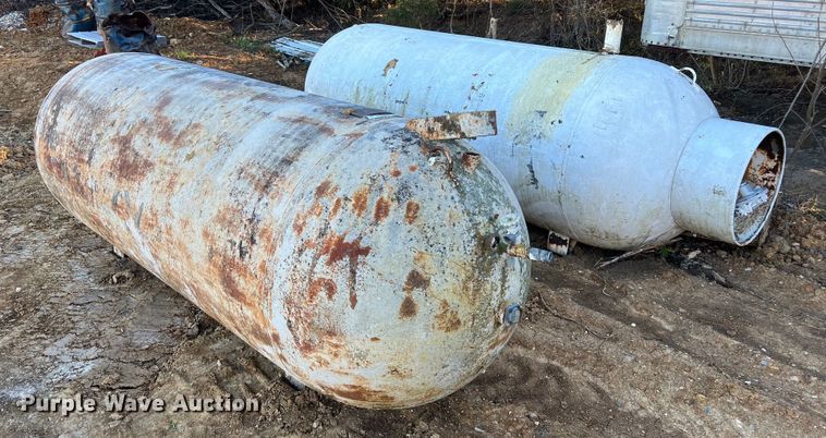 image for item NM9012 (2) propane tanks