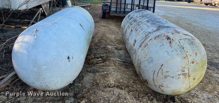 image for item NM9012 (2) propane tanks