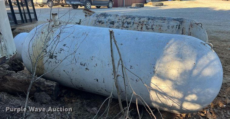 image for item NM9012 (2) propane tanks