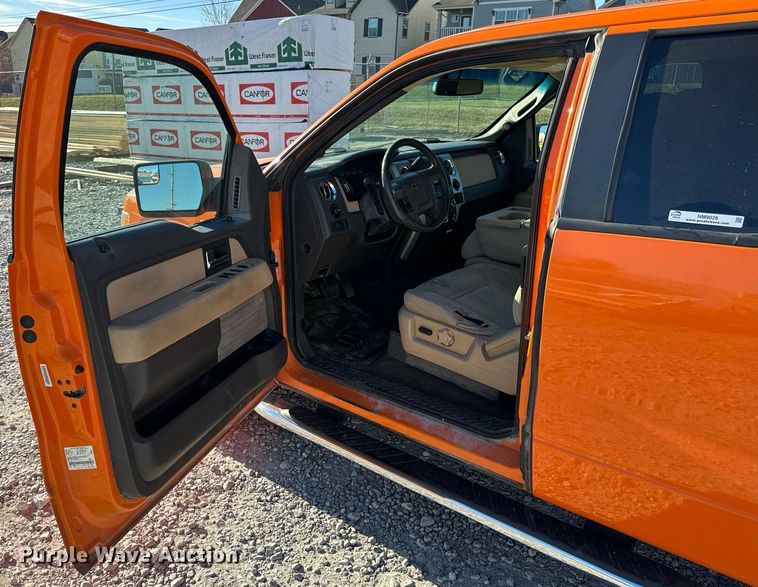 image for item NM9026 2014 Ford F150 XLT  SuperCab pickup truck