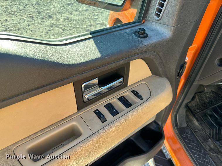 image for item NM9026 2014 Ford F150 XLT  SuperCab pickup truck