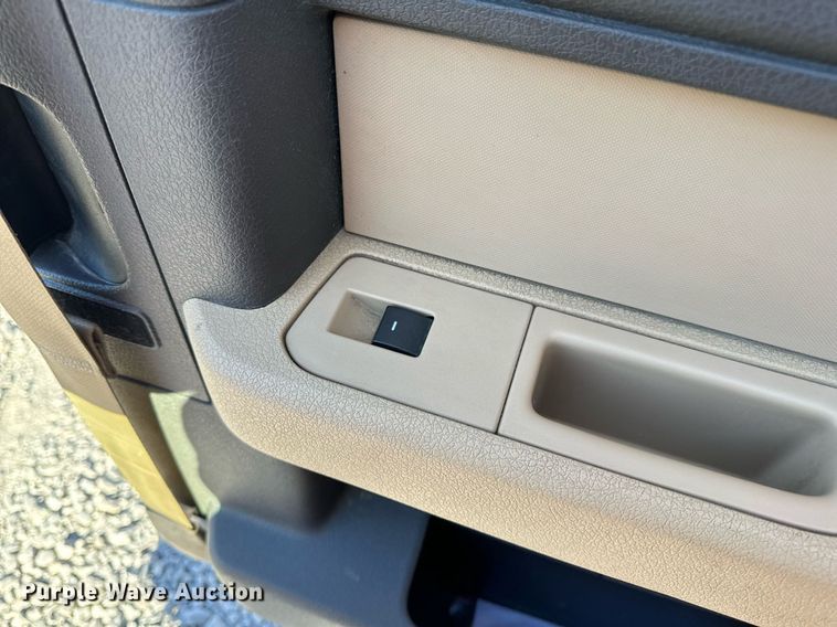 image for item NM9026 2014 Ford F150 XLT  SuperCab pickup truck