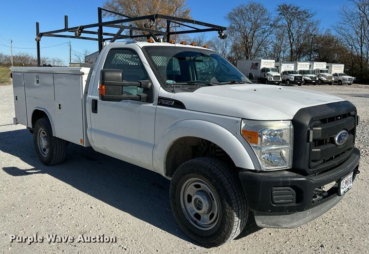 image for item NM9033 2011 Ford F350 Super Duty XL  utility bed pickup truck
