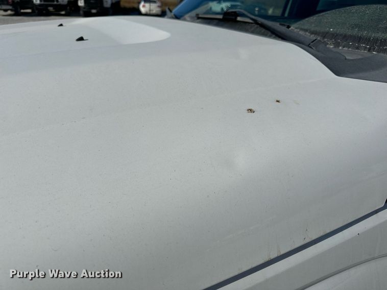 image for item NM9033 2011 Ford F350 Super Duty XL  utility bed pickup truck