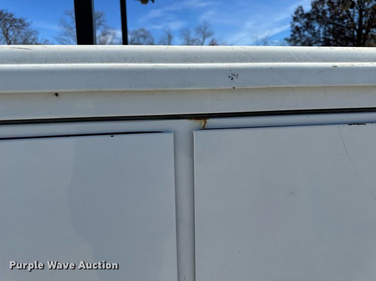 image for item NM9033 2011 Ford F350 Super Duty XL  utility bed pickup truck