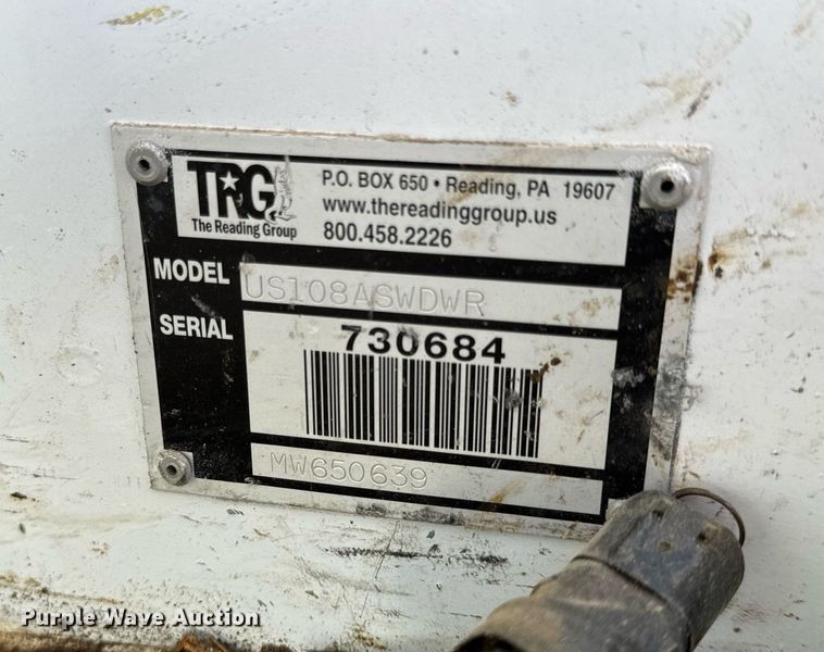 image for item NM9033 2011 Ford F350 Super Duty XL  utility bed pickup truck