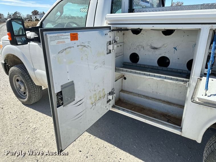 image for item NM9033 2011 Ford F350 Super Duty XL  utility bed pickup truck