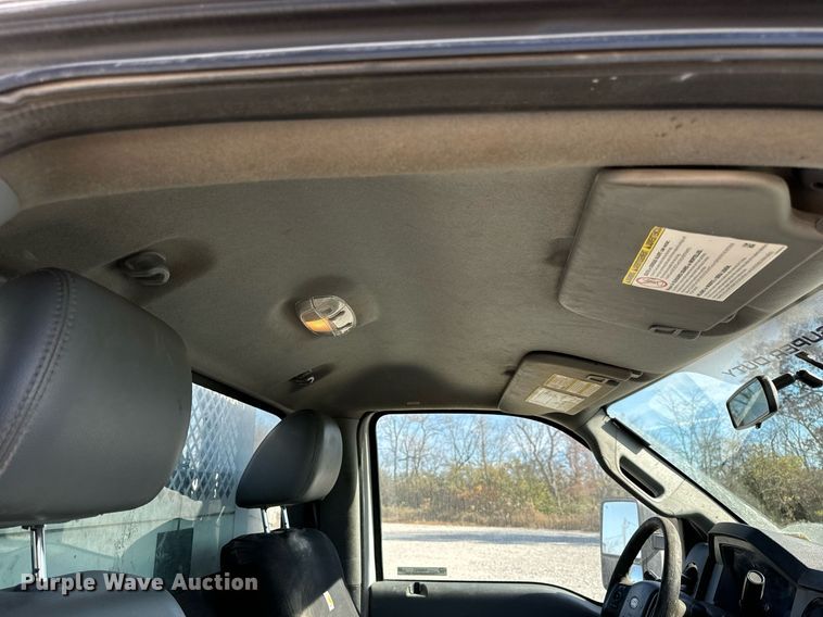 image for item NM9033 2011 Ford F350 Super Duty XL  utility bed pickup truck