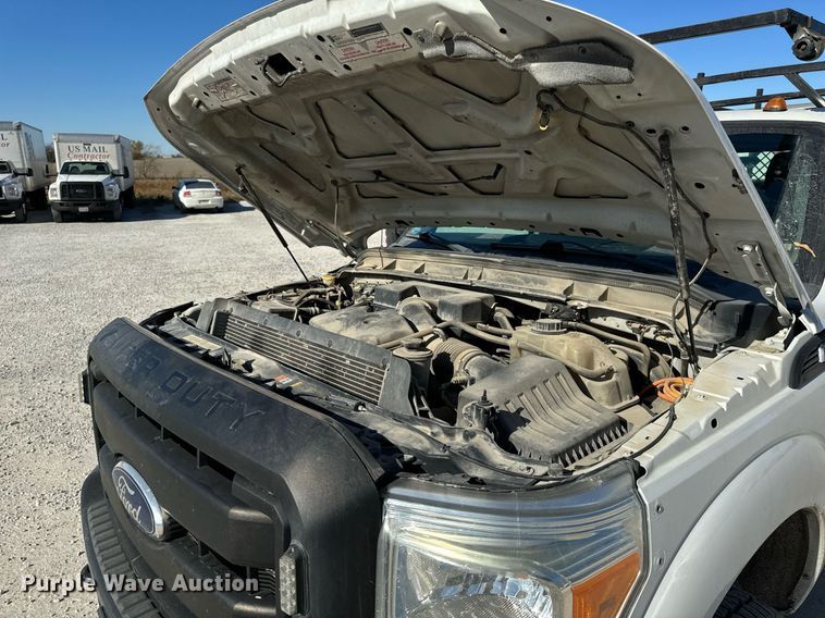 image for item NM9033 2011 Ford F350 Super Duty XL  utility bed pickup truck