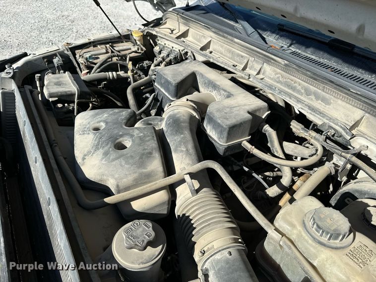 image for item NM9033 2011 Ford F350 Super Duty XL  utility bed pickup truck