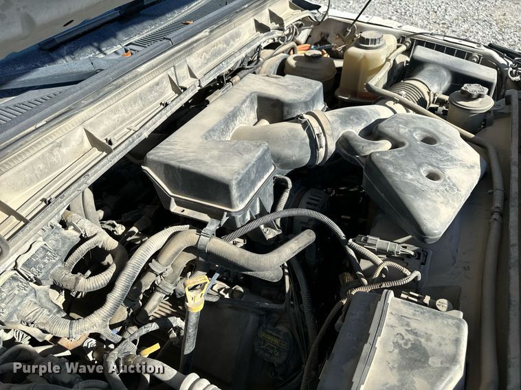 image for item NM9033 2011 Ford F350 Super Duty XL  utility bed pickup truck