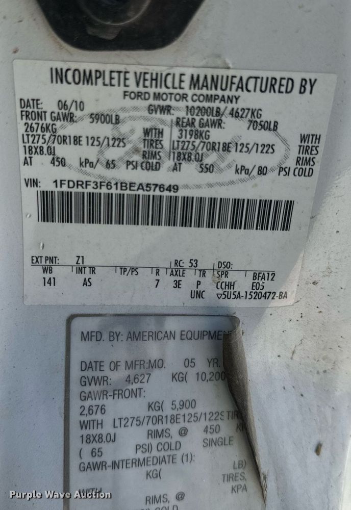 image for item NM9033 2011 Ford F350 Super Duty XL  utility bed pickup truck