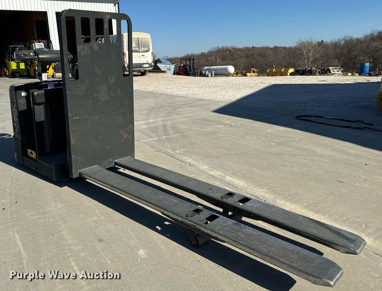 image for item NM9044 Barrett SPXT2W3G80BV  order picker