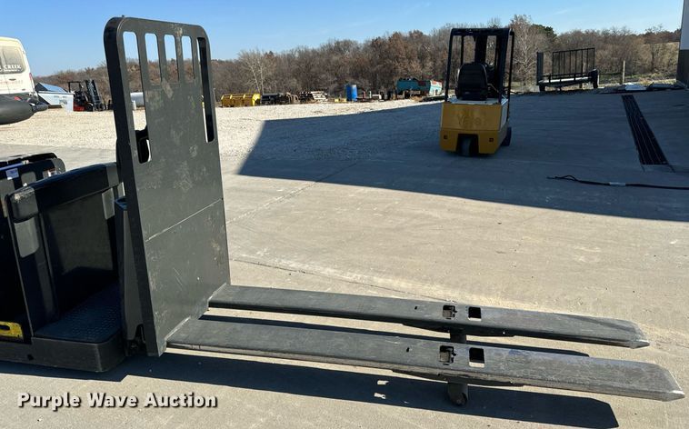 image for item NM9044 Barrett SPXT2W3G80BV  order picker