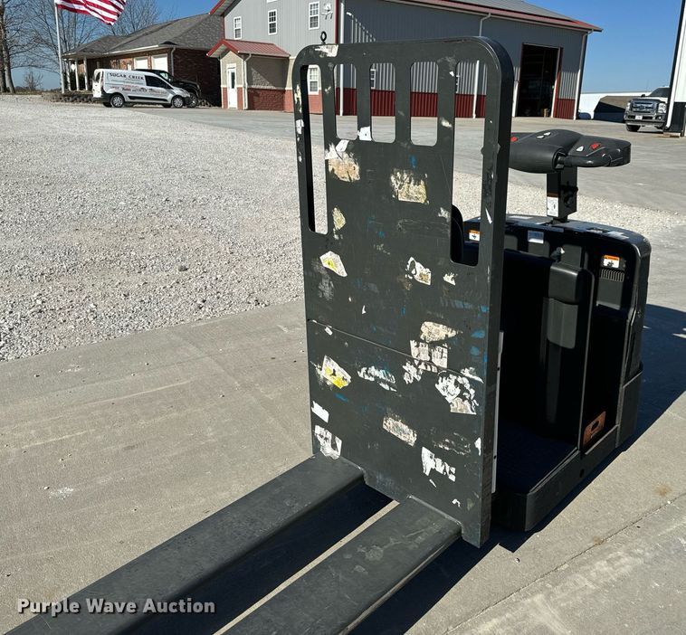 image for item NM9045 Barrett SPXT2W3G80BV  order picker