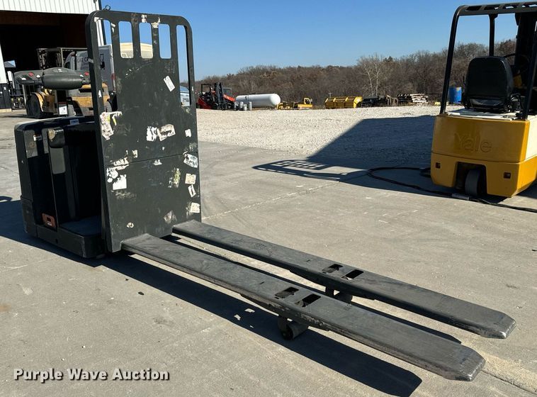 image for item NM9047 Barrett SPXT2W3G80BV  order picker