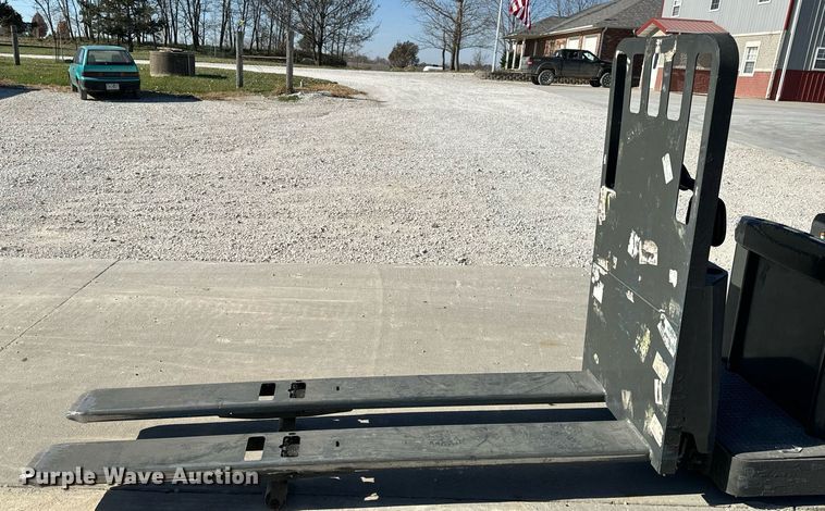 image for item NM9047 Barrett SPXT2W3G80BV  order picker