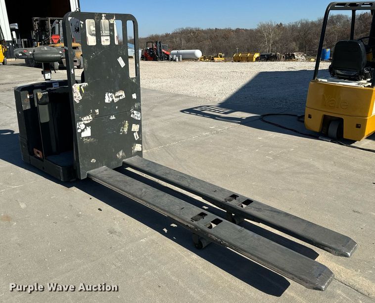 image for item NM9047 Barrett SPXT2W3G80BV  order picker