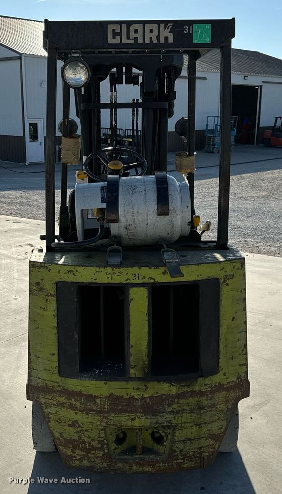 image for item NM9048 Clark GCS25I  forklift