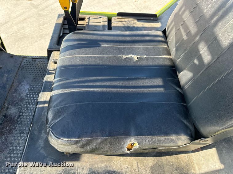 image for item NM9048 Clark GCS25I  forklift