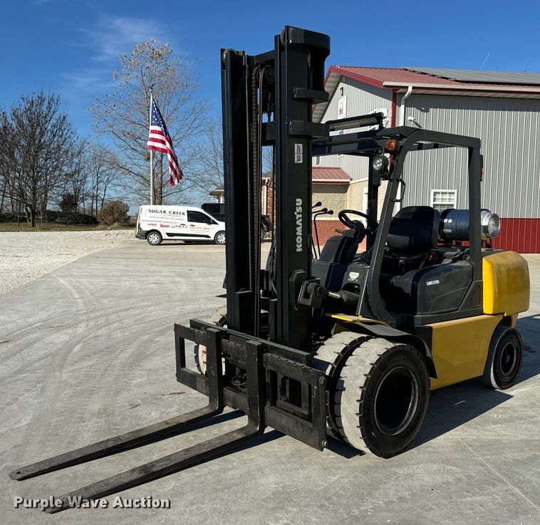 image for item NM9050 Komatsu FG45T-8  forklift