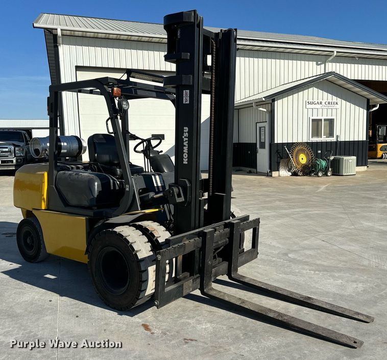 image for item NM9050 Komatsu FG45T-8  forklift