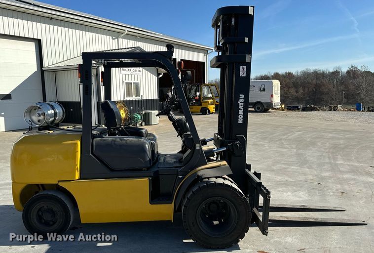 image for item NM9050 Komatsu FG45T-8  forklift