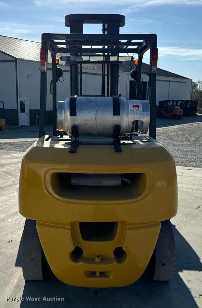 image for item NM9050 Komatsu FG45T-8  forklift