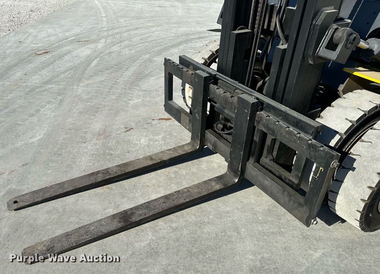 image for item NM9050 Komatsu FG45T-8  forklift