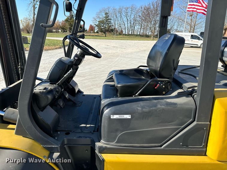 image for item NM9050 Komatsu FG45T-8  forklift