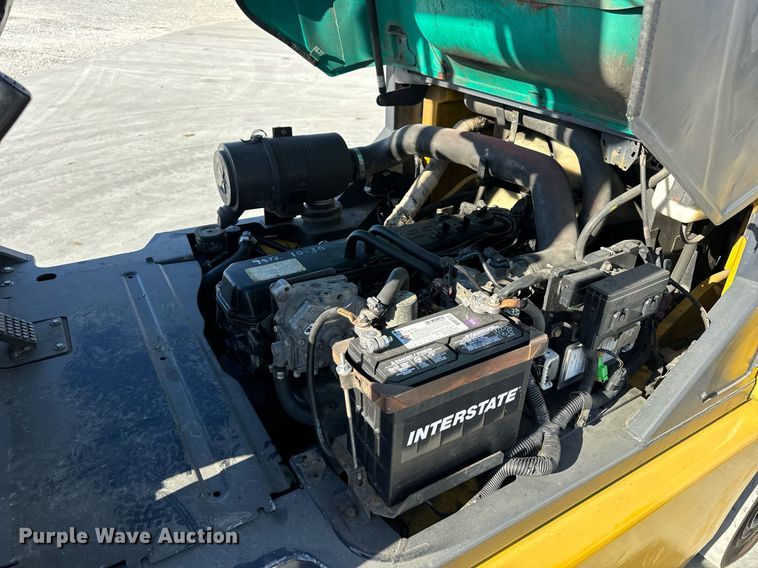 image for item NM9050 Komatsu FG45T-8  forklift