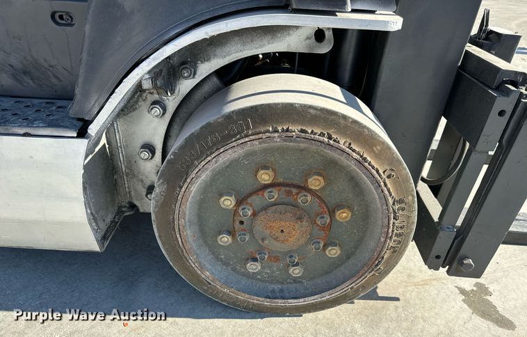 image for item NM9051 Nissan 50  forklift