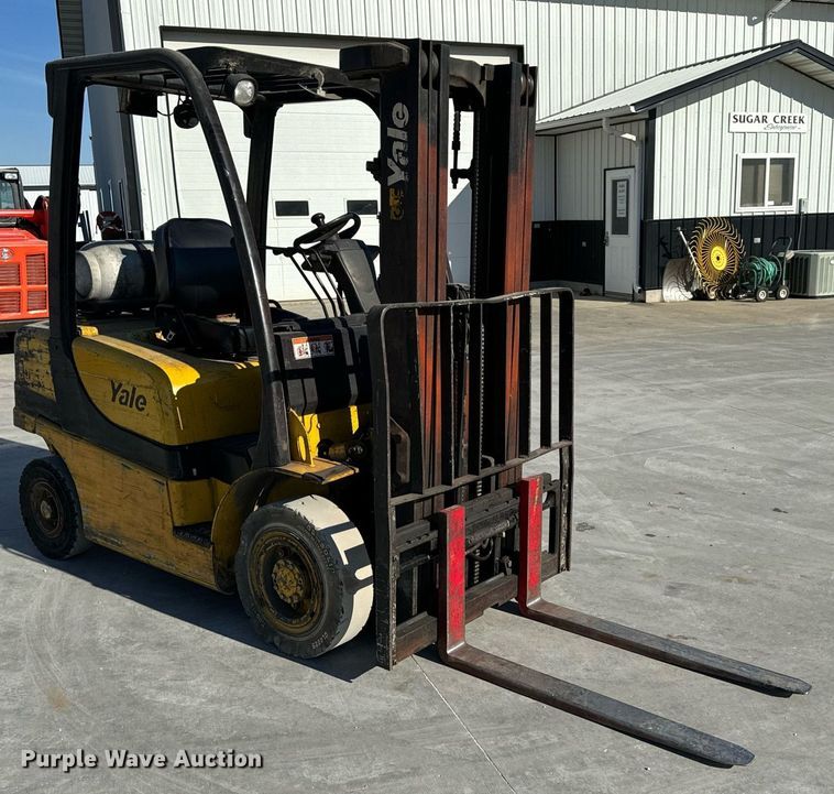 image for item NM9052 Yale GLP050VXEVSE084  forklift
