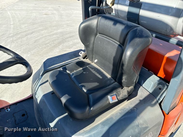 image for item NM9053 Toyota 7FGCU35  forklift