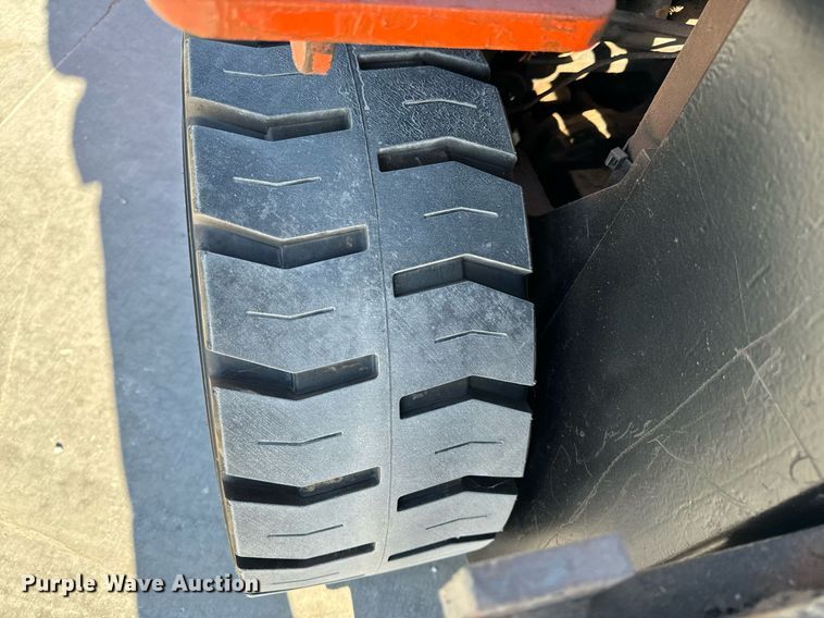 image for item NM9053 Toyota 7FGCU35  forklift