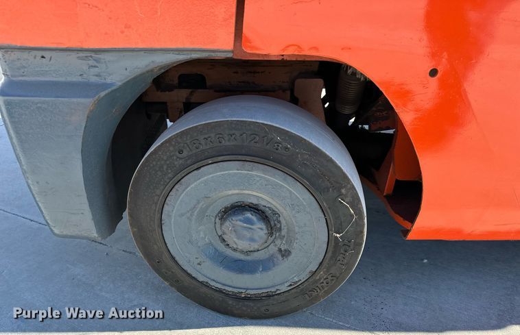 image for item NM9053 Toyota 7FGCU35  forklift