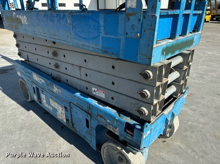 image for item NM9055 Genie GS-2632  scissor lift
