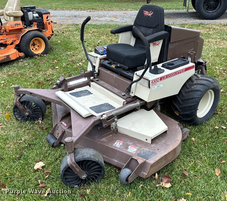 image for item NM9061 Grasshopper 430D  ZTR lawn mower