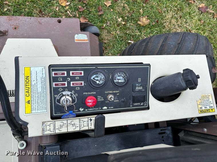 image for item NM9061 Grasshopper 430D  ZTR lawn mower